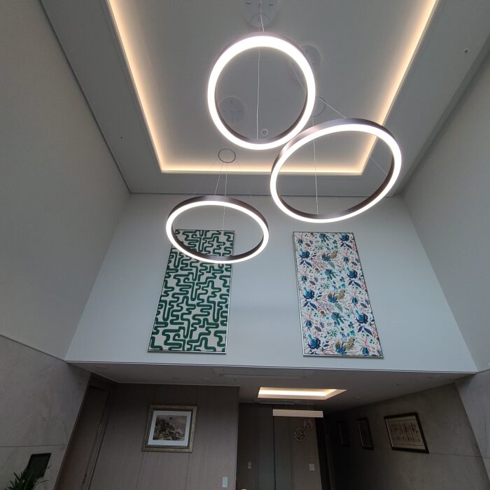 무타공 액자레일- 래미안 원펜타스